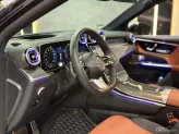 Mercedes-Benz GLC 300 4Matic V1 2023 - Xe đẹp trang bị option tiện nghi, giá tốt
