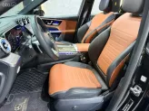 Mercedes-Benz GLC 300 4Matic V1 2023 - Xe đẹp trang bị option tiện nghi, giá tốt