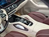 Maybach Quattro 2022 - Xe màu đen nội thất nâu kem