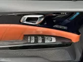 Kia Carnival 2.2D Signature 2023 - Xe đi ít, máy còn êm