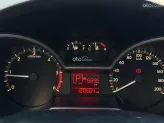 Mazda BT-50 Deluxe 4x2 2.2 AT 2015 - Bán xe bán tải nhập Thái màu vàng đẹp