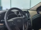 Hyundai Santa Fe 2.2L Dầu Tiêu chuẩn 2016 - Máy dầu