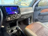 Ford Everest 2.5 MT 2015 - Phom bánh treo số sàn máy dầu bền lành giữ dáng qua thời gian