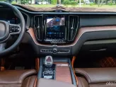 Volvo XC60 B6 Ultimate Bright 2023 - Xe đẹp, bảo hành tới T11/2029