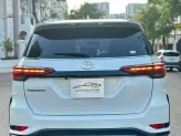 Toyota Fortuner 2.4 AT 4x2 Legender 2021 - SUV 7 chỗ phiên bản thể thao