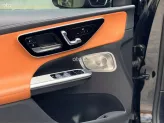 Mercedes-Benz GLC 300 4Matic 2023 - Xe đẹp nội thất nâu, giá cực tốt