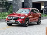 Mercedes-Benz GLC 200 4Matic 2019 - Xe màu đỏ, nội thất đen