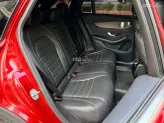 Mercedes-Benz GLC 200 4Matic 2019 - Xe màu đỏ, nội thất đen