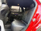 Mercedes-Benz GLC 200 4Matic 2019 - Xe màu đỏ, nội thất đen