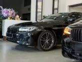 BMW 520i Luxury Line 2022 - BMW 520i Luxury Line 2022 Black Edition cực đẹp