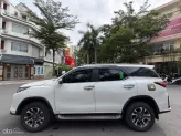 Toyota Fortuner 2.4 AT 4x2 Legender 2022 - Xe full lịch sử hãng