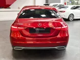 Mercedes-Benz C200 Avantgarde 2022 - Xe nội thất đen cực mới. Chủ đi giữ gìn