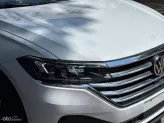 Volkswagen Viloran Premium 2024 - Xe màu trắng, nội thất kem cực mới, giá tốt thương lượng