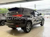 Toyota Fortuner 2.7 V 4X2 AT 2016 - Xe zin nguyên bản theo hãng