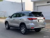 Toyota Fortuner 2.4 MT 4x2 2018 - Số sàn máy dầu siêu giữ dáng, xe zin không lỗi