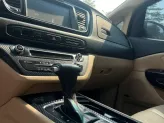 Kia Sedona 2.2 DAT 2018 - Gầm sáng, máy số zin từ giàn cò