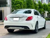 Mercedes-Benz C300 AMG 2019 - Màu Trắng - GIÁ CỰC TỐT
