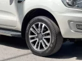 Ford Everest Titanium 2.0 AT 4x2 2019 - Ford Everest Titanium 2.0L 4x2 AT 2019