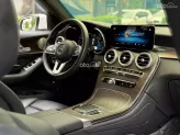 Mercedes-Benz GLC 200 4Matic 2021 - Bảo dưỡng đầy đủ, nội thất cực mới