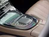 Mercedes-Benz E180 2022 - Xe màu đen, nội thất nâu