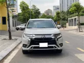 Mitsubishi Outlander 2.0 CVT 2022 - Mới lắm