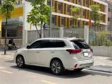 Mitsubishi Outlander 2.0 CVT 2022 - Mới lắm
