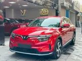 VinFast VF8 S 2024 - Hồ sơ cầm tay sang tên trong ngày