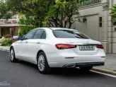 Mercedes-Benz E200 Exclusive V1 2023 - Siêu lướt 5000 km