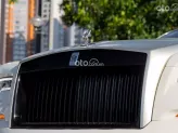 Rolls-Royce Wraith 2016 - Nội thất đỏ sang trọng