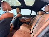 Mercedes-Benz E300 AMG 2021 - Đẹp mới cứng cựa, option full
