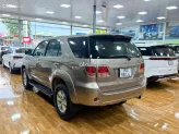 Toyota Fortuner 2.7 V 4X4 AT 2007 - Số tự động 2 cầu, Khung gầm rời chắt chắn, cực kì bền bỉ