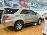 Toyota Fortuner 2.7 V 4X4 AT 2007 - Số tự động 2 cầu, Khung gầm rời chắt chắn, cực kì bền bỉ