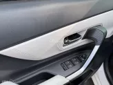 Toyota Veloz 2023 - MPV 7 chỗ rộng rãi, tiết kiệm nhiên liệu