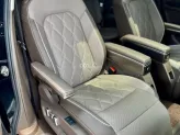 Volkswagen Viloran Luxury 2024 - Xe đẹp màu đen, nội thất nâu, chủ cực giữ gìn