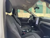Ford Ranger XLS 2.0L 4x2 AT 2023 - Xe chạy chuẩn 6v, nguyên bản tuyệt đối