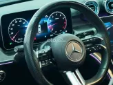 Mercedes-Benz C300 AMG 2022 - Đen 27.000km