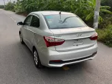 Hyundai Grand i10 Sedan 1.2 MT 2019 - MT base đời 2019. Xe đẹp, không lỗi nhỏ, máy zin từ cò Nội ngoại thất tươi mới. Màn hình cam