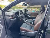 Toyota Innova Cross Xăng 2025 - Sơn zin cả xe