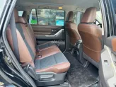 Toyota Innova Cross Xăng 2025 - Sơn zin cả xe