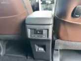 Toyota Innova Cross Xăng 2025 - Sơn zin cả xe
