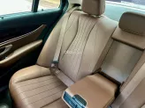 Mercedes-Benz E200 Exclusive 2022 - Xe đen nội thất nâu, bảo dưỡng hãng đầy đủ