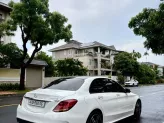 Mercedes-Benz C300 AMG 2021 - Facelift bản thể thao sang trọng