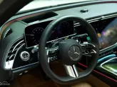 Mercedes-Benz E300 AMG 2025 - Siêu lướt 3.900km cực đẹp