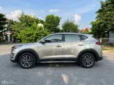 Hyundai Tucson 2.0 Đặc biệt 2021 - Màu vàng sâm panh siêu sang, lịch lãm