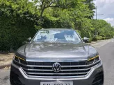 Volkswagen Touareg Luxury S 2023 - 3500km khấu hao 40% so với lăn bánh mới