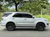 Toyota Fortuner 2.4 MT 4x2 2015 - Máy dầu bền bỉ, tiết kiệm nhiên liệu, giữ giá tốt