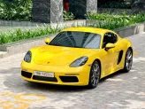 Porsche Cayman 2021 - Xe màu vàng nội thất đen