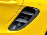 Porsche Cayman 2021 - Xe màu vàng nội thất đen