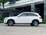 Mercedes-Benz GLC 200 4Matic 2021 - Xe trắng nội thất kem