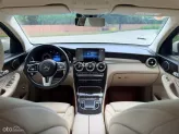Mercedes-Benz GLC 200 4Matic 2021 - Xe trắng nội thất kem